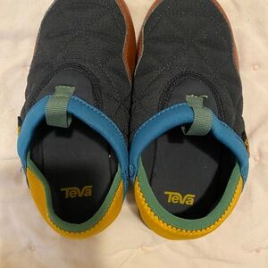 Teva ReEmber Kids Size 12